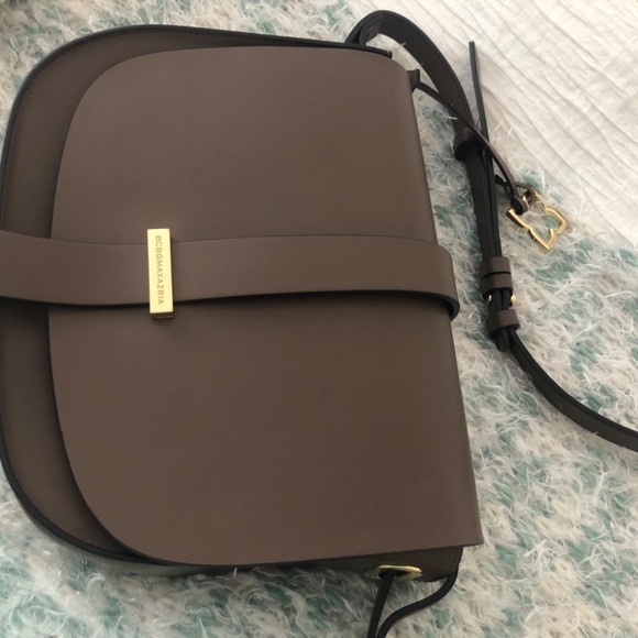 ~~ SOLD ~~BCBG Maxazria “APRILLE” crossbody in sable - Picture 6 of 7